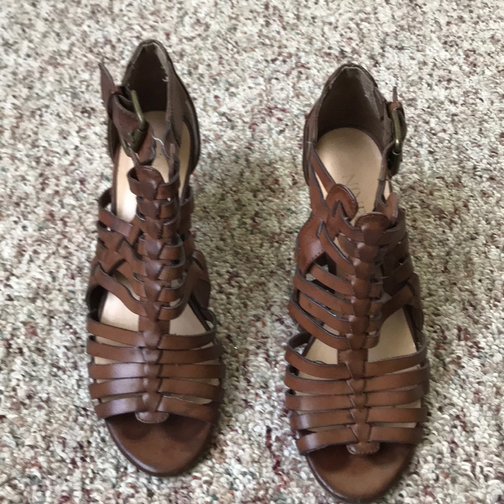 Brown spring style heels